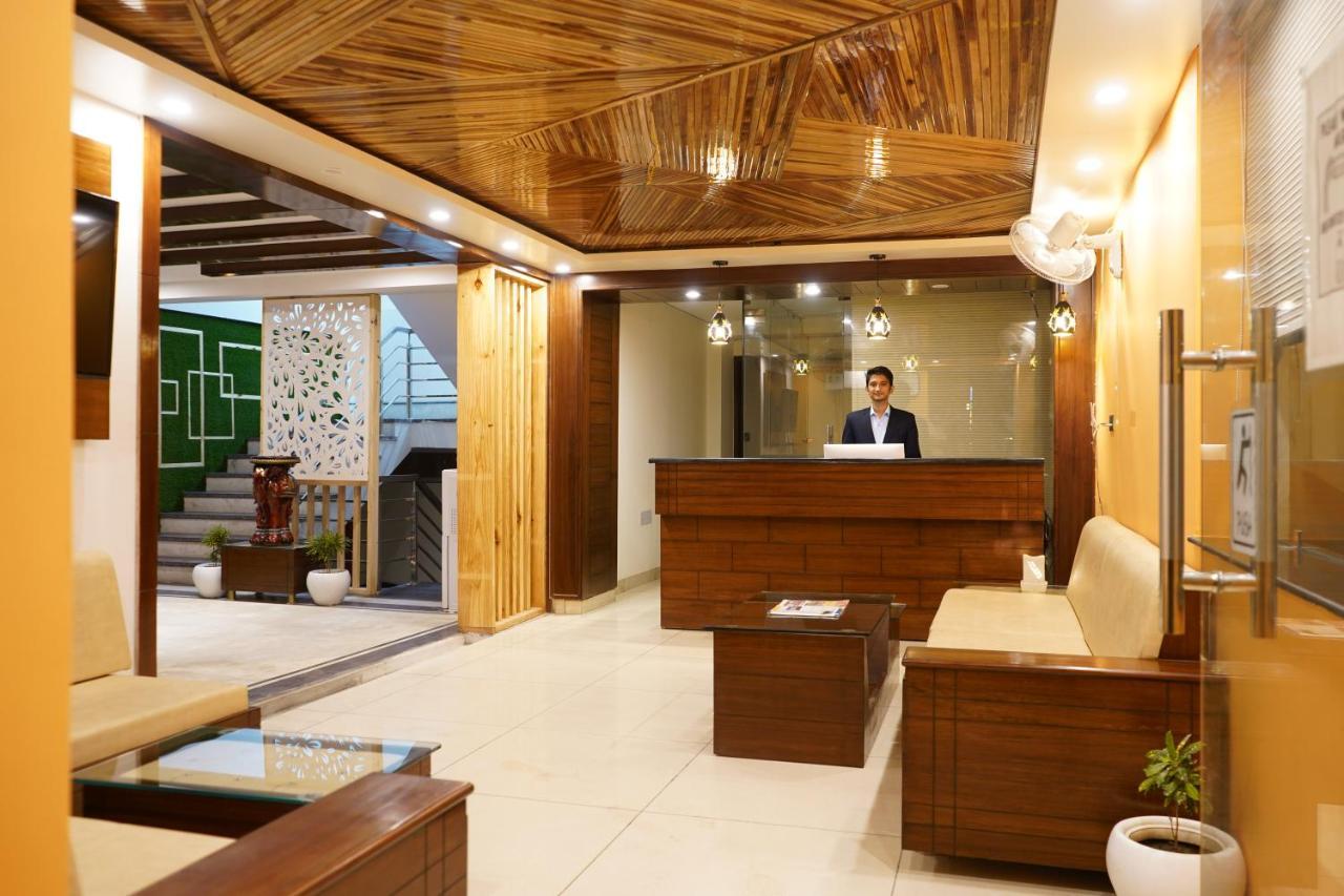 Hotel Doon's Pride Dehradun Buitenkant foto